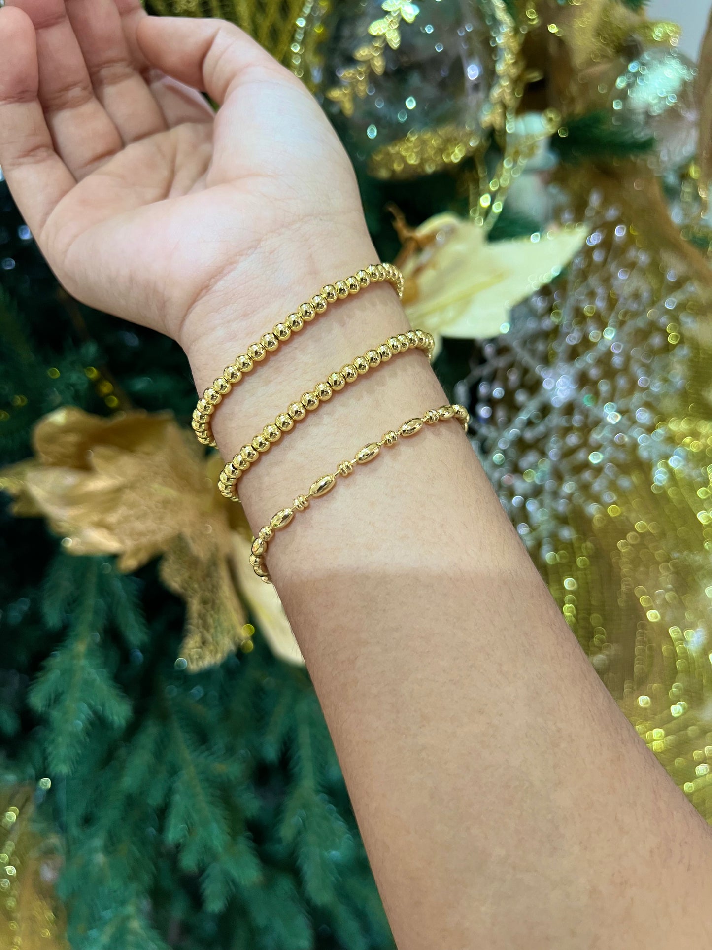 Pulseras doradas