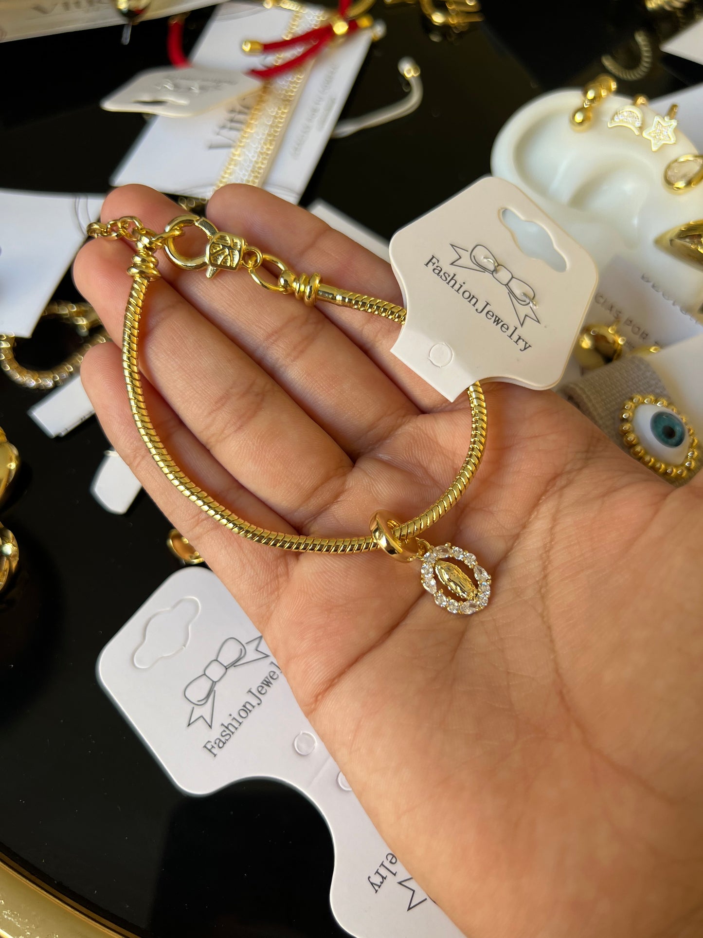 Pulsera Pandora de virgen