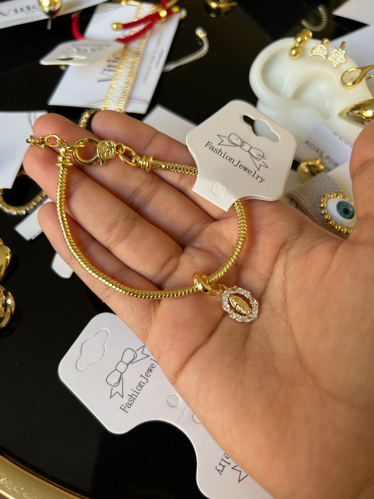Pulsera Pandora de virgen