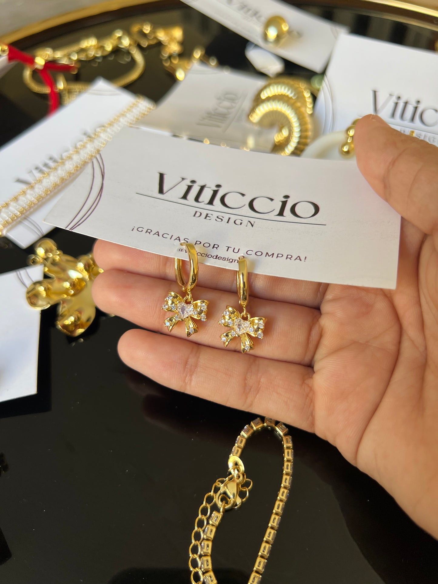 Argollas lazo dorado