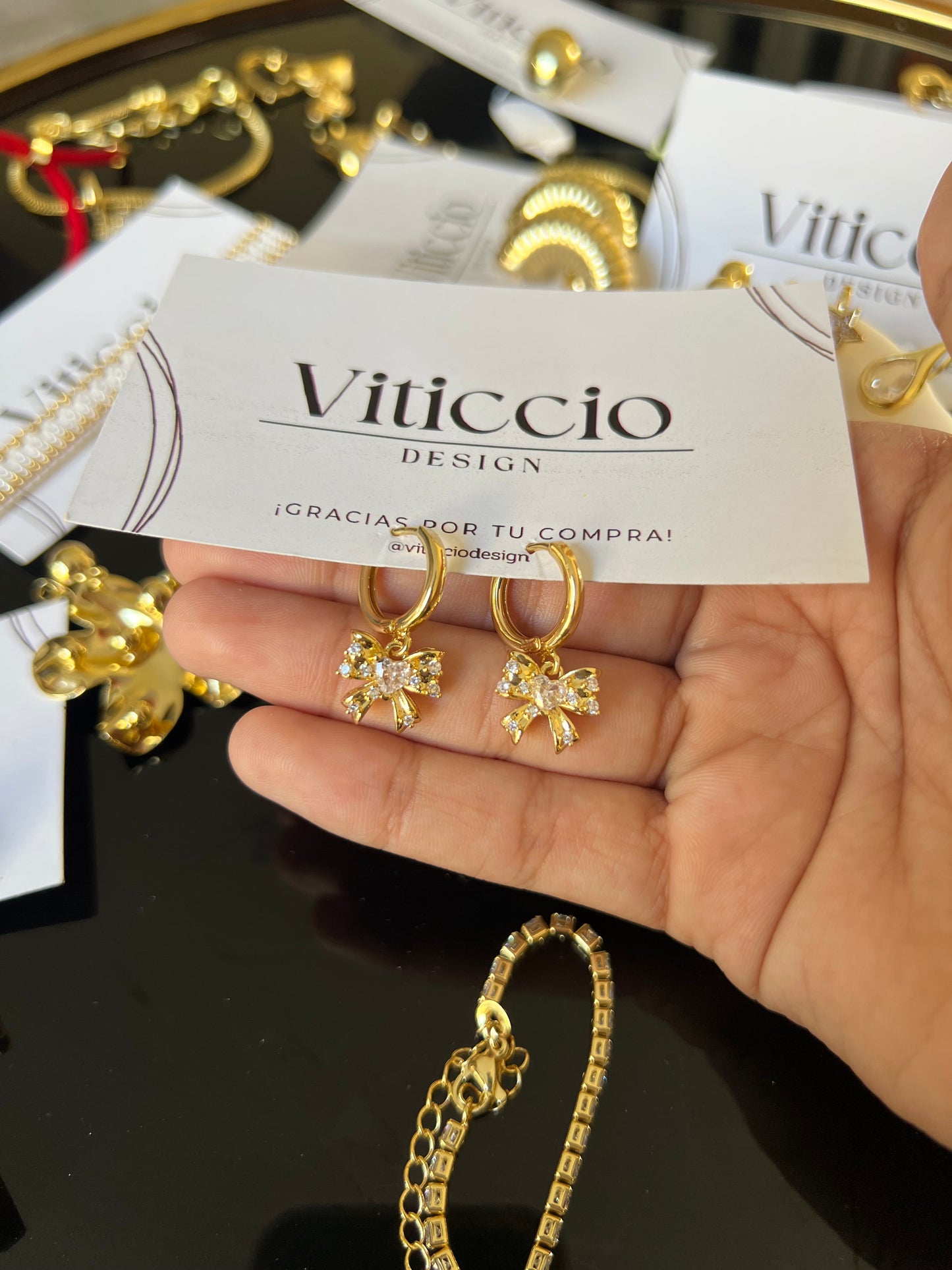 Argollas lazo dorado