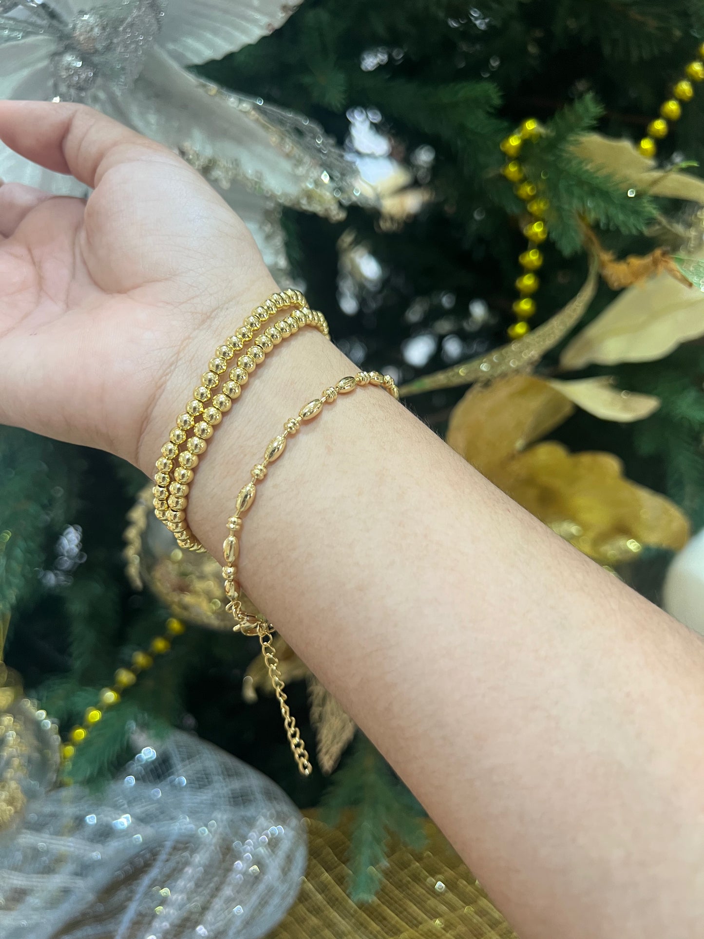 Pulseras doradas